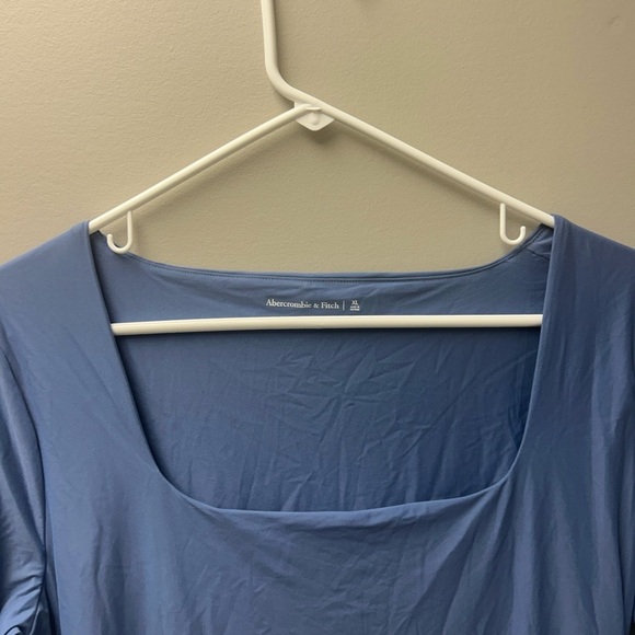 Abercrombie & Fitch Blue Soft Matte Seamless Long Sleeve Squareneck Top - Picture 2 of 4